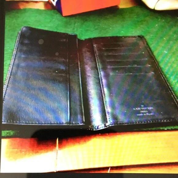 Nice Louis Vuitton Long Wallet - Picture 2 of 3